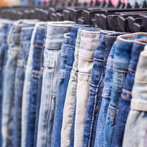 Material sourcing for clothing production at Ege Denim Tekstil